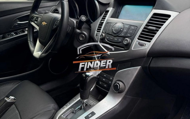 imagem-https://www.socarrao.com.br/sc-vehicle-images-prod/3595039/1788375615845-141788a694b34fc4b7f90929cf959493_1788375570127.jpg