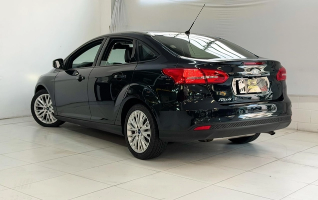 imagem-https://www.socarrao.com.br/sc-vehicle-images-prod/3595171/1788375735618-35f1e2446834467d9f35a5ab61773f8f_1780689986267.jpg