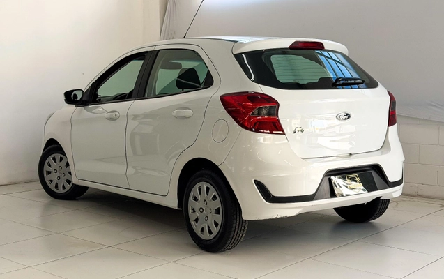 imagem-https://www.socarrao.com.br/sc-vehicle-images-prod/3595182/1788375763432-6a9f617ddb6b46a2bd04dffe15b3a29a_1778617109626.jpg
