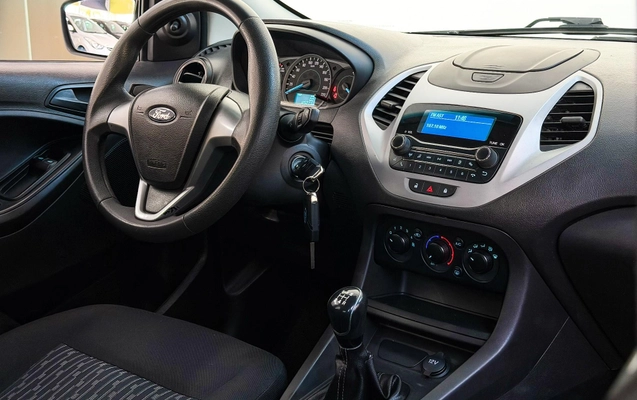 imagem-https://www.socarrao.com.br/sc-vehicle-images-prod/3595182/1788375763435-007bc2ad528f49d1bfd0c2bcd24e1236_1778617114016.jpg
