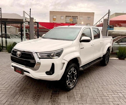 Toyota Hilux 2021 Branco — foto 1 de 3