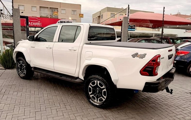 imagem-https://www.socarrao.com.br/sc-vehicle-images-prod/3595190/1788375938042-8443952_12_B_5dcca75207.jpeg