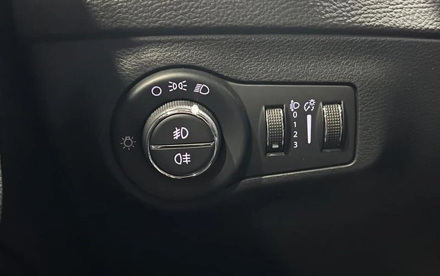 imagem-https://www.socarrao.com.br/sc-vehicle-images-prod/3595385/1789237095287-8416194_8_B_b09bb9bd5d.jpeg