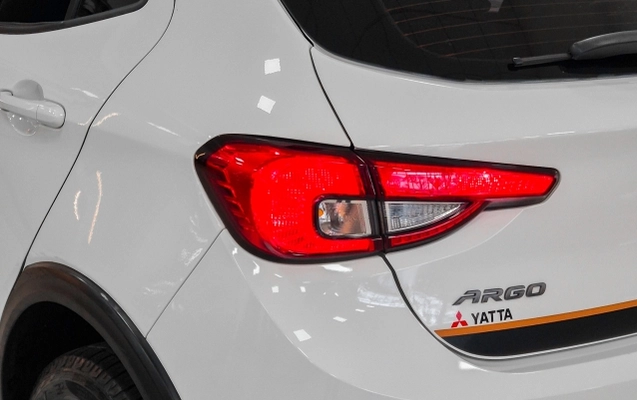 imagem-https://www.socarrao.com.br/sc-vehicle-images-prod/3595505/1788376428663-tKIvTJITpyRP5OXc6e7ULpvaJgLr0PxY.jpg