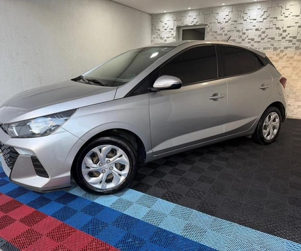 Hyundai HB20 2023 Prata — foto 1 de 3