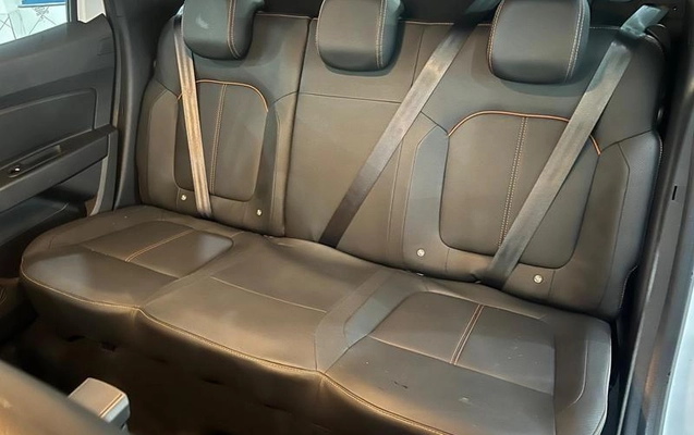 imagem-https://www.socarrao.com.br/sc-vehicle-images-prod/3595642/1789565516946-8443636_7_B_abb0909543.jpeg
