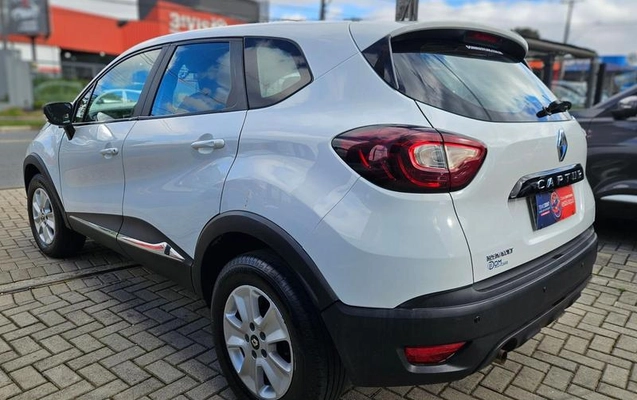 imagem-https://www.socarrao.com.br/sc-vehicle-images-prod/3596077/1790103510419-8438096_17_B_0c09e3d2c9.jpeg