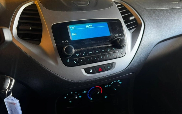 imagem-https://www.socarrao.com.br/sc-vehicle-images-prod/3596156/1789677371072-gb-60d3083.jpeg