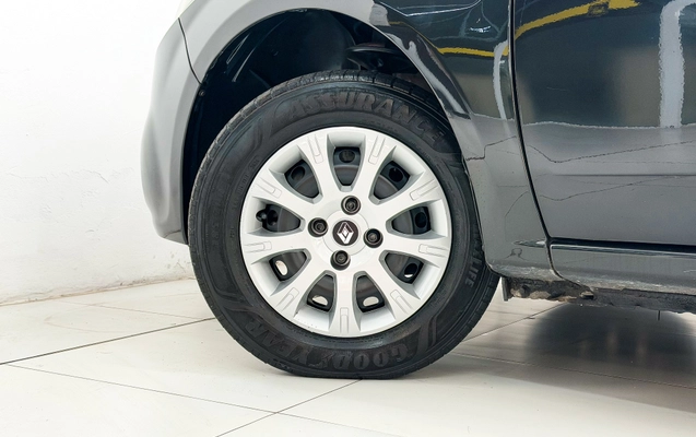 imagem-https://www.socarrao.com.br/sc-vehicle-images-prod/3596160/1788378467856-224d9da94f8f4d5e8292688656707eab_1781186896324.jpg