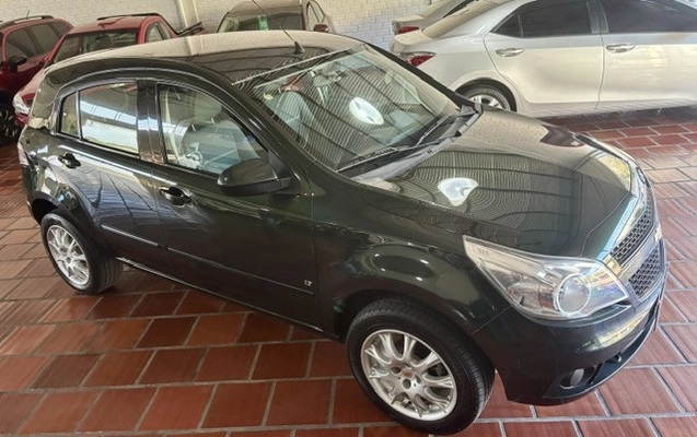 imagem-https://www.socarrao.com.br/sc-vehicle-images-prod/3596168/1788379458577-fTleS8yMA86CZOM7clZk6zvQaHoekLzc.jpg