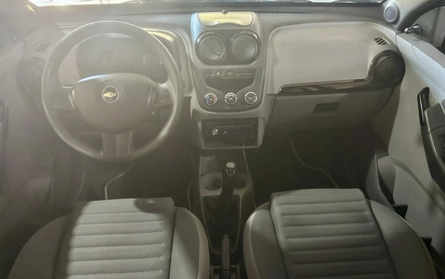 imagem-https://www.socarrao.com.br/sc-vehicle-images-prod/3596168/1788379458582-PleRRFazM8Qvi3kaGf4Z3ldgULRwzkFN.jpg