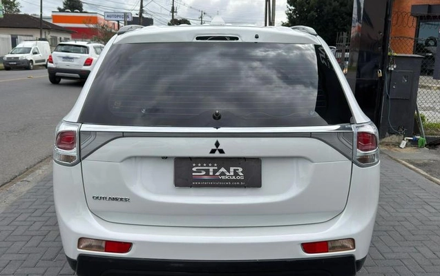imagem-https://www.socarrao.com.br/sc-vehicle-images-prod/3596224/1788378253101-8259878_0_B_f85cd577e0.jpeg