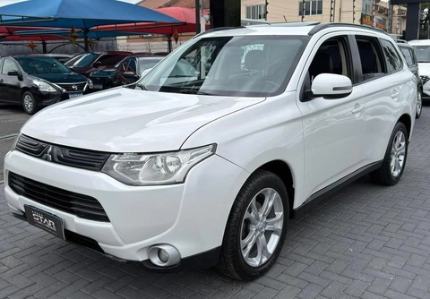 Mitsubishi OUTLANDER 2.0 16V 160cv Aut. 2014 Branco — foto 1 de 3