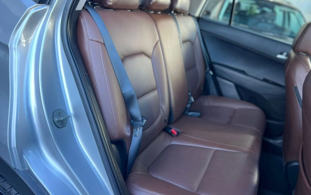 imagem-https://www.socarrao.com.br/sc-vehicle-images-prod/3596416/1788617743103-gb-cee40ee.jpeg