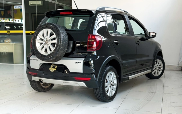 imagem-https://www.socarrao.com.br/sc-vehicle-images-prod/3596539/1788379049441-6f36d999421145308cb33842ea4b3604_1782219779238.jpg