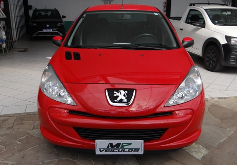 Peugeot 207 2014 Vermelho — foto 1 de 3