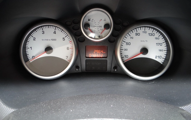 imagem-https://www.socarrao.com.br/sc-vehicle-images-prod/3596648/1788440376582-RFNDMDIxMzcuSlBH.JPG