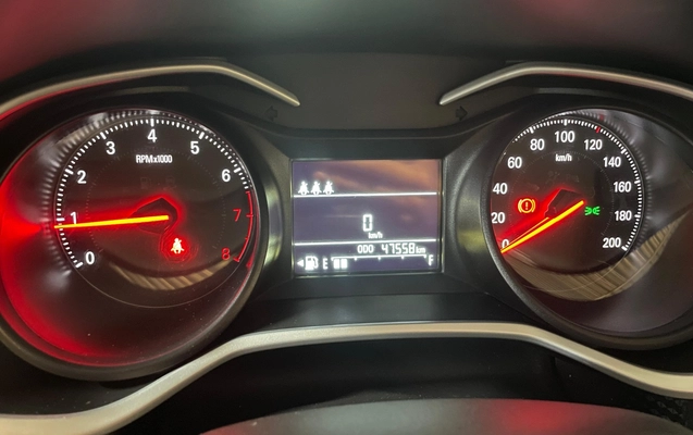 imagem-https://www.socarrao.com.br/sc-vehicle-images-prod/3596683/1788379606815-1_045403.jpg