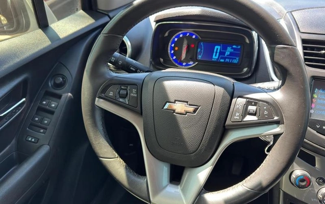 imagem-https://www.socarrao.com.br/sc-vehicle-images-prod/3596768/1788380058513-8437430_2_B_fefe16a1bd.jpeg