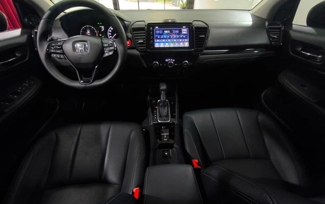 imagem-https://www.socarrao.com.br/sc-vehicle-images-prod/3596965/1788636235662-8444673_12_B_76d47dfc56.jpeg