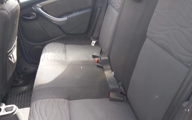 imagem-https://www.socarrao.com.br/sc-vehicle-images-prod/3596999/1788380386011-V2hhdHNBcHAgSW1hZ2UgMjAyNi0wOS0wMiBhdCAxNi4xNS41MiAoMSkuanBlZw.jpeg
