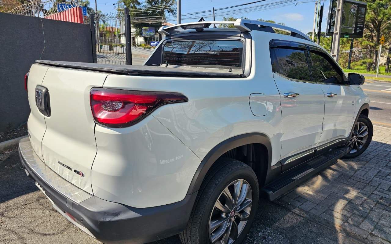 imagem-https://www.socarrao.com.br/sc-vehicle-images-prod/3597062/1788380584386-V2hhdHNBcHAgSW1hZ2UgMjAyNi0wOC0zMSBhdCAxNy41NS4yMy5qcGVn.jpeg
