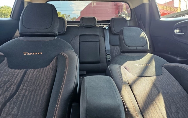 imagem-https://www.socarrao.com.br/sc-vehicle-images-prod/3597062/1788380584761-V2hhdHNBcHAgSW1hZ2UgMjAyNi0wOC0zMSBhdCAxNy41NS4yNCAoMikuanBlZw.jpeg