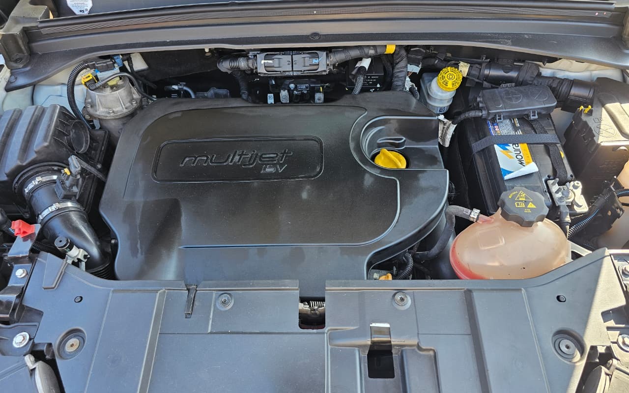 imagem-https://www.socarrao.com.br/sc-vehicle-images-prod/3597062/1788380585414-V2hhdHNBcHAgSW1hZ2UgMjAyNi0wOC0zMSBhdCAxNy41NS4yNS5qcGVn.jpeg