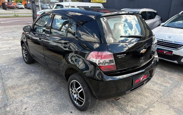 imagem-https://www.socarrao.com.br/sc-vehicle-images-prod/3597117/1788380790656-8265429_6_B_e005fd6d37.jpeg