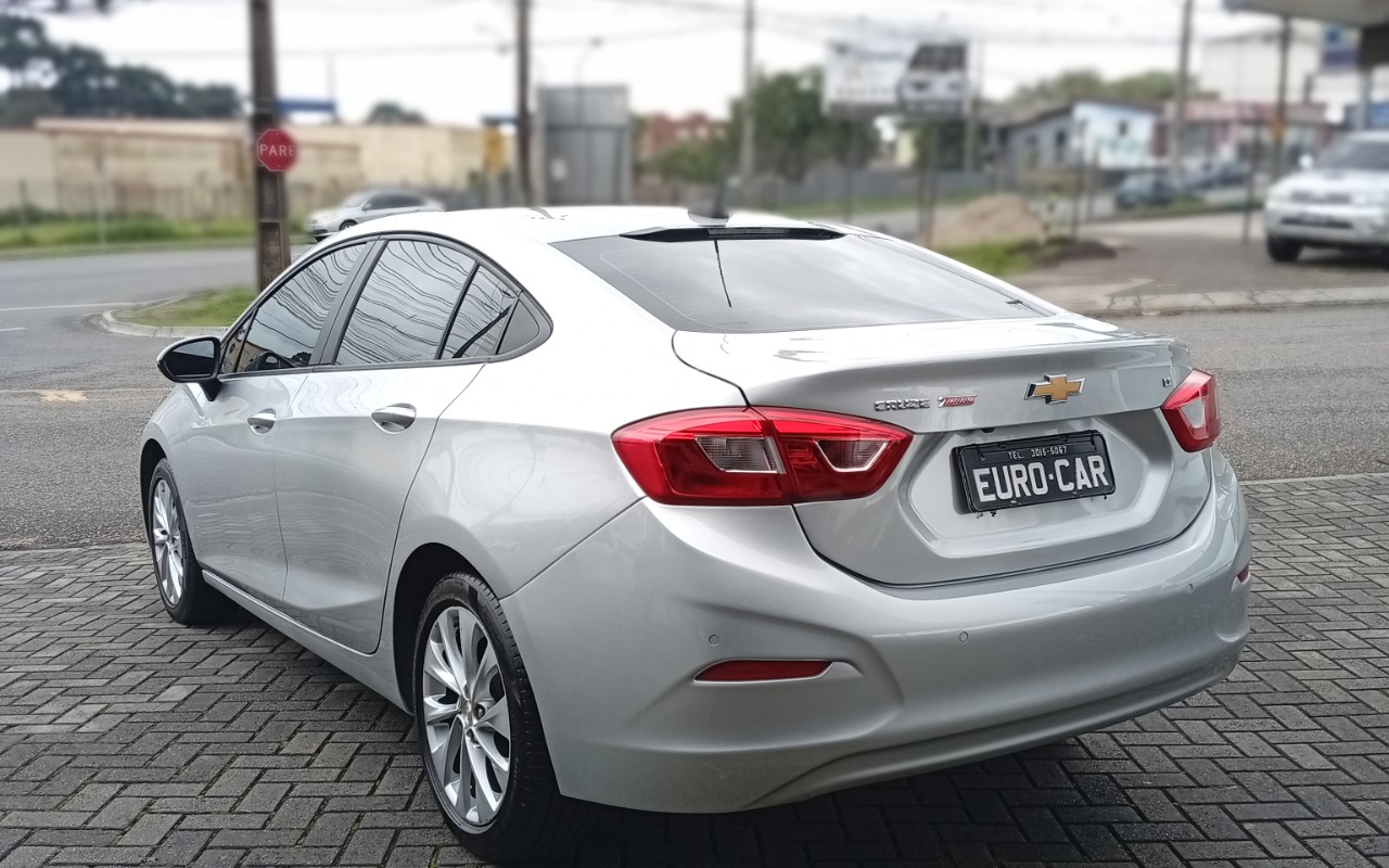 imagem-https://www.socarrao.com.br/sc-vehicle-images-prod/3597118/1788380823355-Q1JVWkUgTFQgMS40IFRVUkJPIDIwMTcgMDYuanBn.jpg