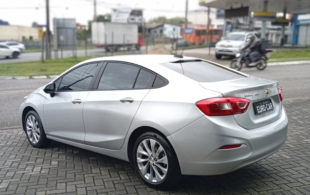 imagem-https://www.socarrao.com.br/sc-vehicle-images-prod/3597118/1788380823522-Q1JVWkUgTFQgMS40IFRVUkJPIDIwMTcgMDcuanBn.jpg