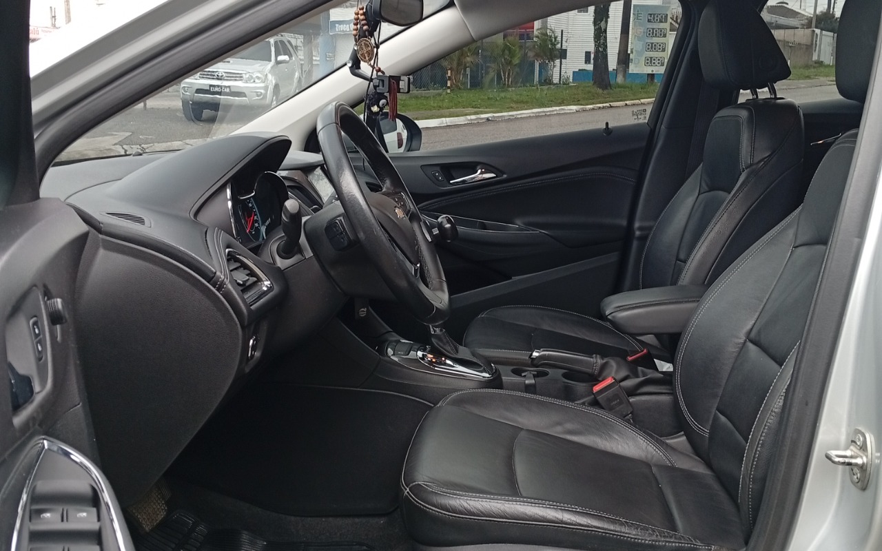 imagem-https://www.socarrao.com.br/sc-vehicle-images-prod/3597118/1788380824266-Q1JVWkUgTFQgMS40IFRVUkJPIDIwMTcgMTIuanBn.jpg