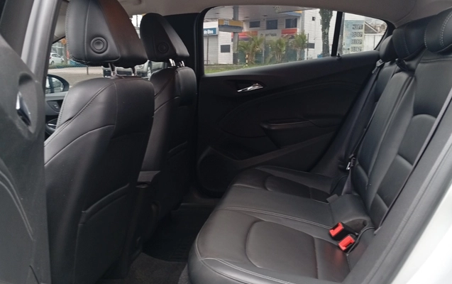 imagem-https://www.socarrao.com.br/sc-vehicle-images-prod/3597118/1788380824466-Q1JVWkUgTFQgMS40IFRVUkJPIDIwMTcgMTMuanBn.jpg