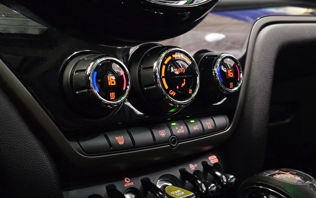 imagem-https://www.socarrao.com.br/sc-vehicle-images-prod/3597119/1788380852396-1_064951.jpg