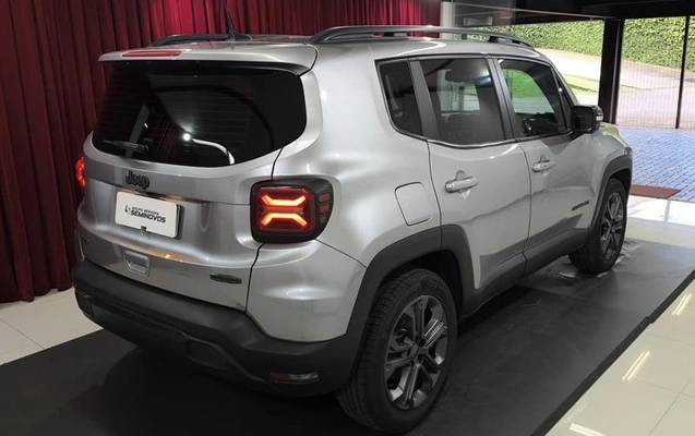 imagem-https://www.socarrao.com.br/sc-vehicle-images-prod/3597122/1789064113902-8444729_12_B_1fb8a8ca06.jpeg