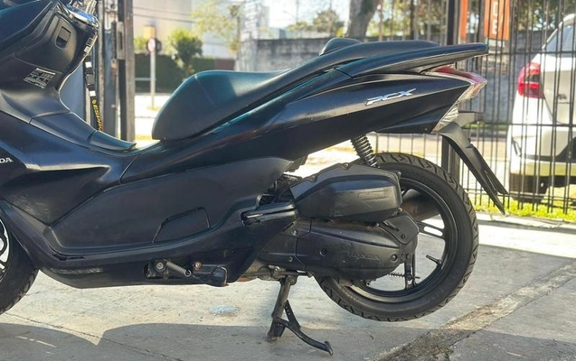 imagem-https://www.socarrao.com.br/sc-vehicle-images-prod/35974/1787747862341-7091245_0_B_5993bc0e22.jpeg