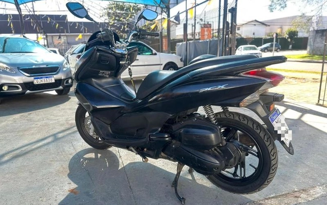 imagem-https://www.socarrao.com.br/sc-vehicle-images-prod/35974/1787747862342-7091245_0_B_0fa5997dc5.jpeg