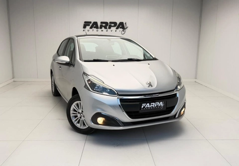Peugeot 208 2018 Prata — foto 1 de 3