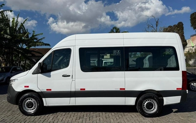 imagem-https://www.socarrao.com.br/sc-vehicle-images-prod/3598151/1788465611328-8444340_2_B_9bfeee9dd6.jpeg