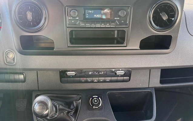 imagem-https://www.socarrao.com.br/sc-vehicle-images-prod/3598151/1788465611340-8444340_13_B_aa7399b849.jpeg