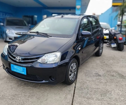 Toyota Etios 2017 Preto — foto 1 de 3