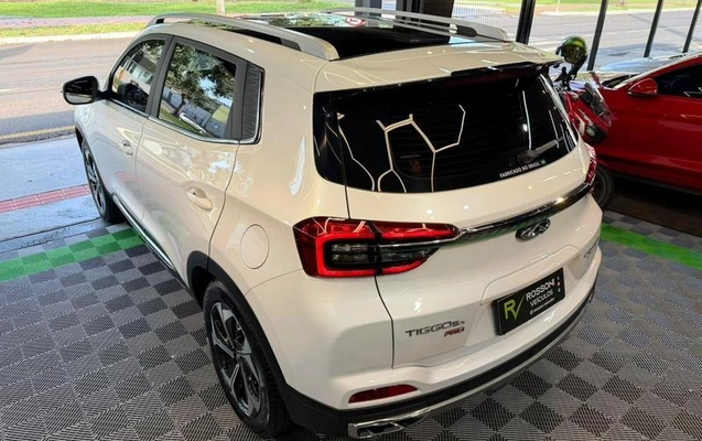 imagem-https://www.socarrao.com.br/sc-vehicle-images-prod/3598239/1789131552750-8442854_15_B_8ee21e5749.jpeg