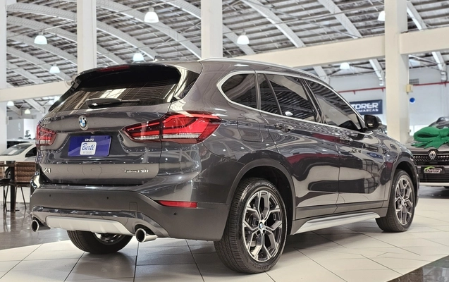 imagem-https://www.socarrao.com.br/sc-vehicle-images-prod/3598266/1788383559812-1_050859.jpg