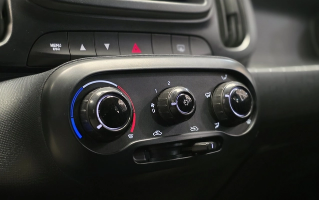 imagem-https://www.socarrao.com.br/sc-vehicle-images-prod/3598523/1788384060565-1_030938.jpg