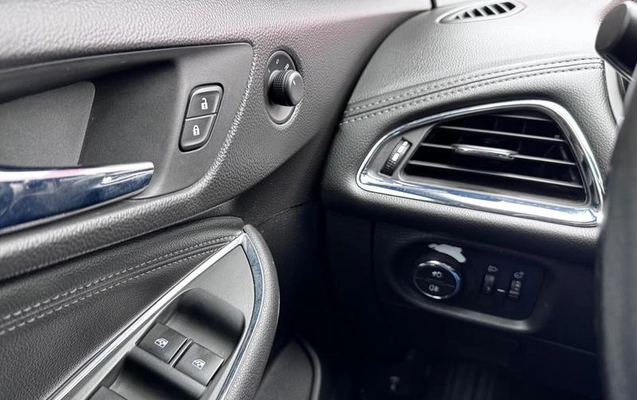 imagem-https://www.socarrao.com.br/sc-vehicle-images-prod/3598614/1789073230680-8431561_14_B_39fedd3ffb.jpeg