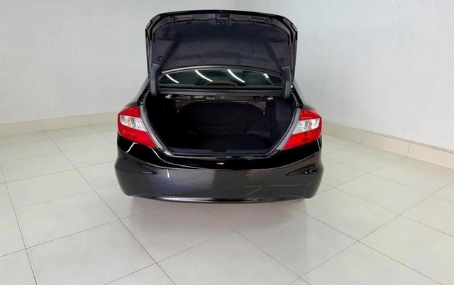 imagem-https://www.socarrao.com.br/sc-vehicle-images-prod/3598972/1788387220295-8445146_10_B_4ecd06a1eb.jpeg