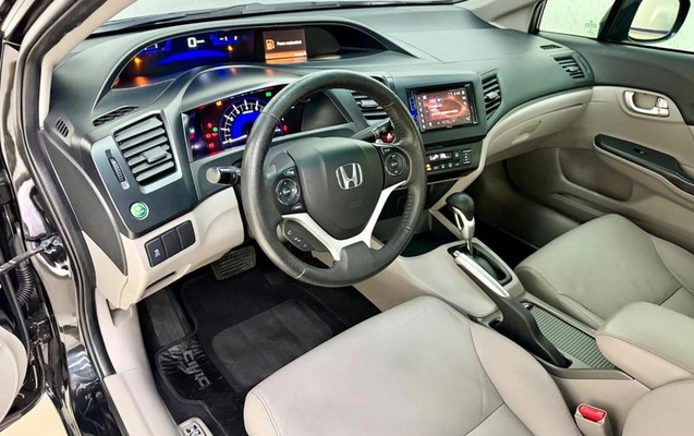 imagem-https://www.socarrao.com.br/sc-vehicle-images-prod/3598972/1788387220305-8445146_16_B_9057174cc3.jpeg