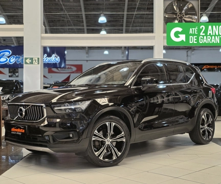 Volvo XC40 2020 Preto — foto 1 de 3