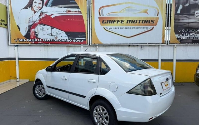 imagem-https://www.socarrao.com.br/sc-vehicle-images-prod/3598975/1788385742849-8444825_9_B_ed5afe6836.jpeg