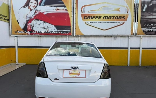 imagem-https://www.socarrao.com.br/sc-vehicle-images-prod/3598975/1788385742851-8444825_12_B_3eae012e97.jpeg